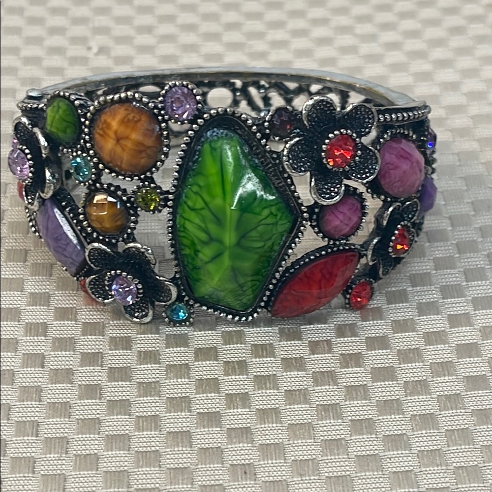 Multicolored rhinestone Cabochon canned bangle bracelet
